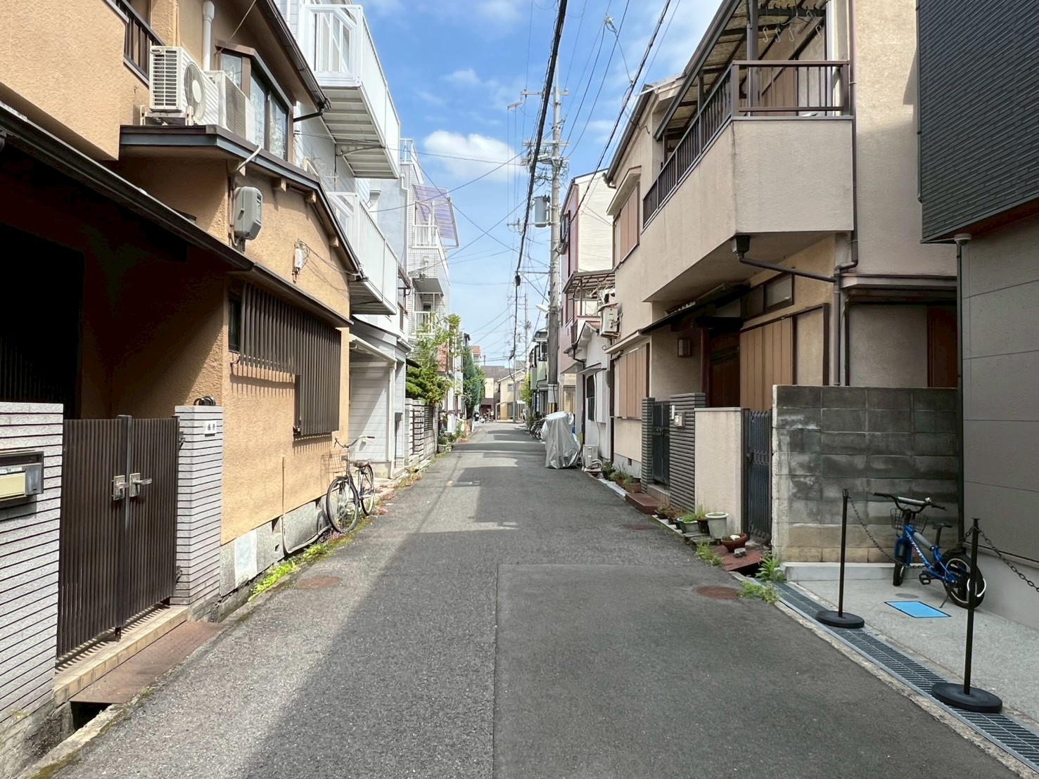LINE_ALBUM_八尾市南小阪町　中古戸建_260511_1